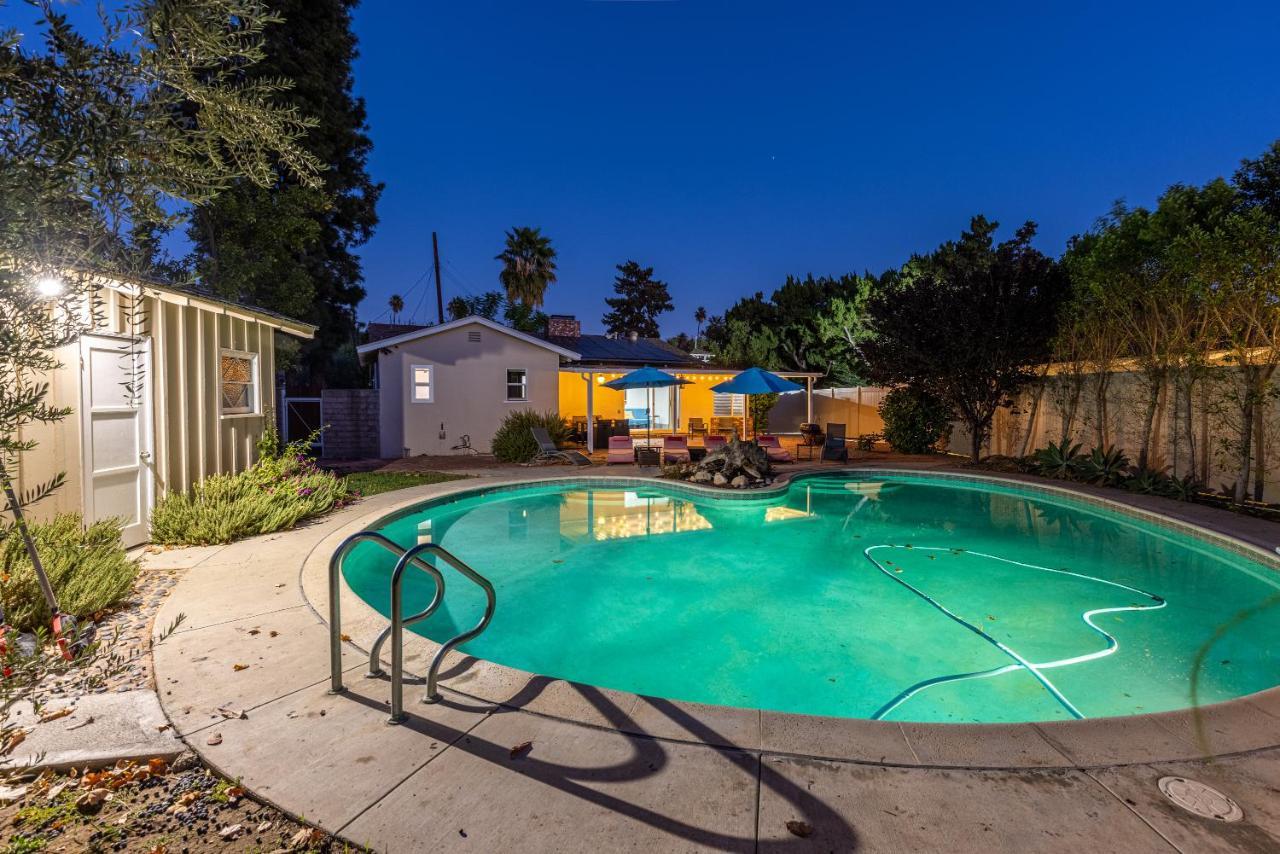 Spacious With Garden & Pool Holiday home